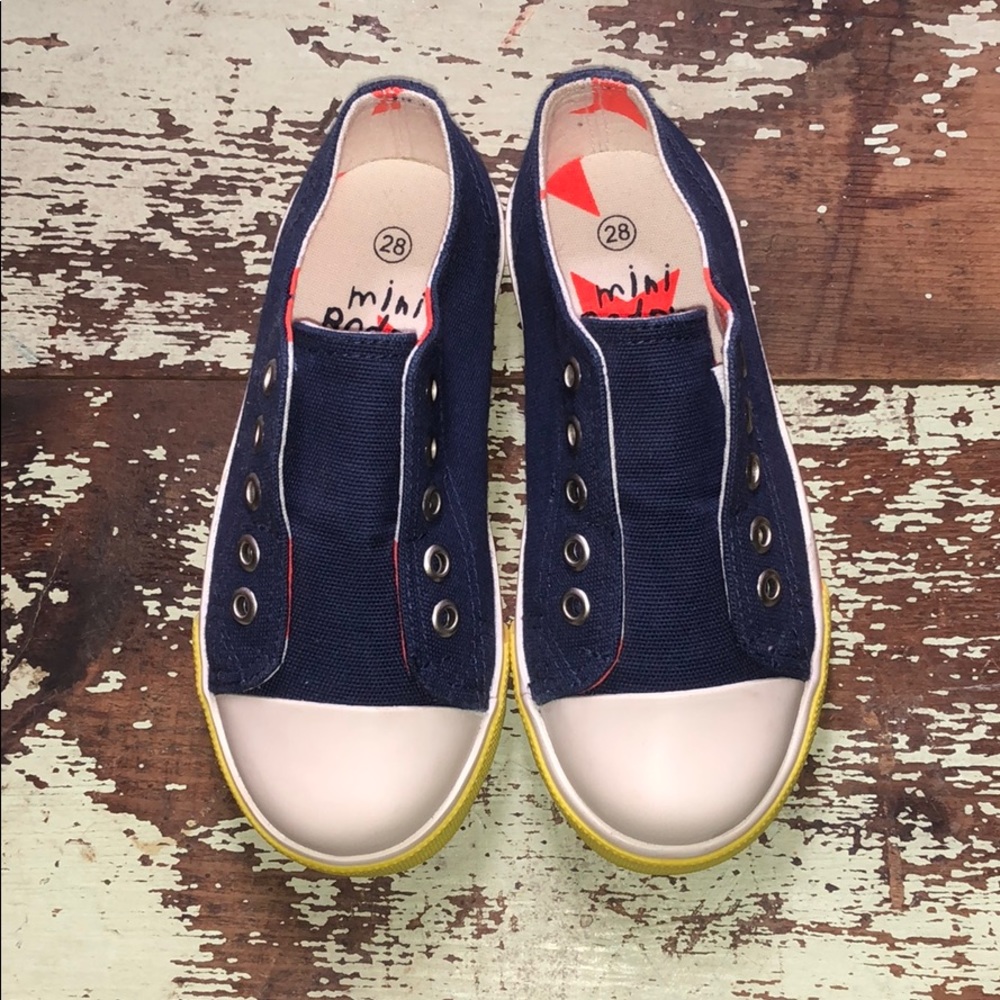 MINI BODEN SLIP ON NAVY CANVAS SHOES NWOT 11